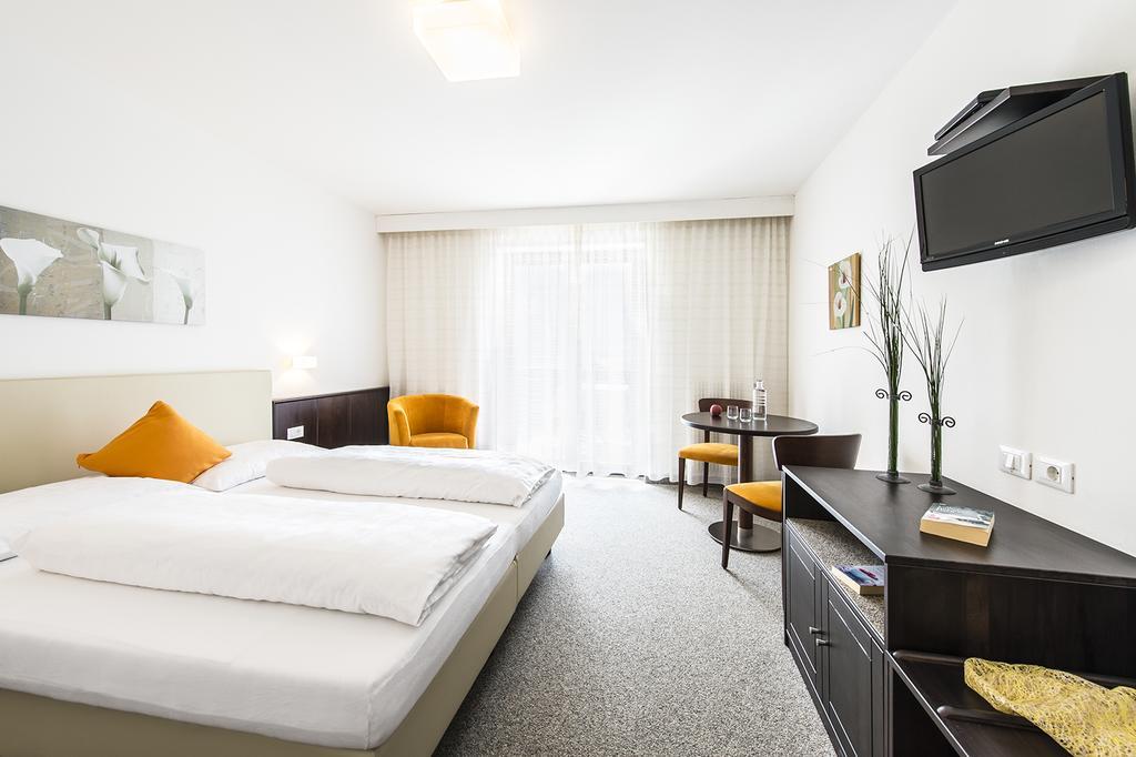 Garni Weghueb Bed & Breakfast Rabla Ngoại thất bức ảnh